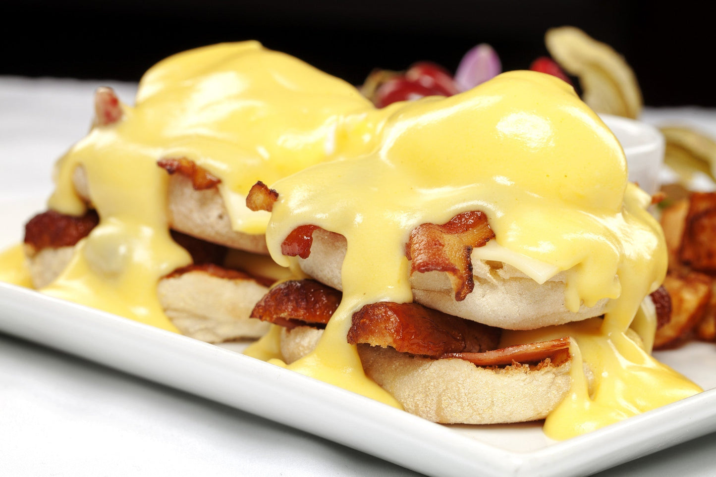 Della Terra Olive Oil Hollandaise Sauce Recipe