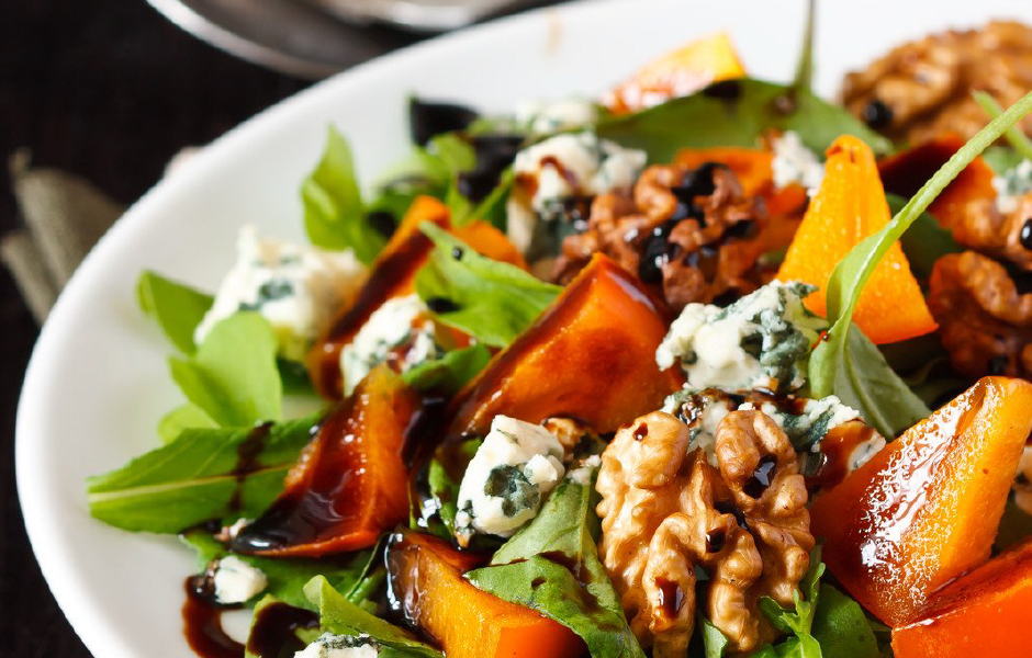 Easy Tossed Salad with Walnuts & Blue Cheese