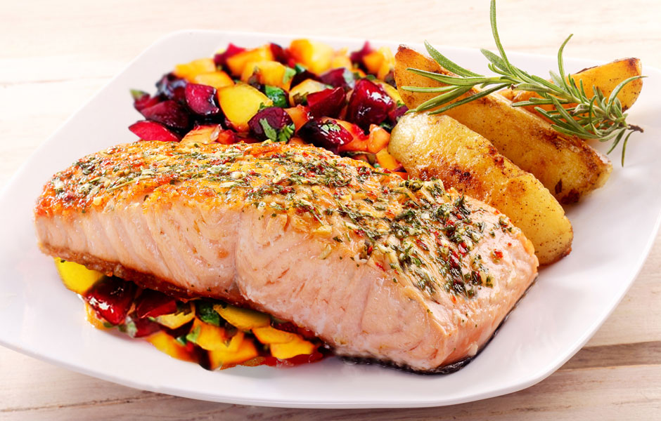 Grilled Salmon With Peach Salsa