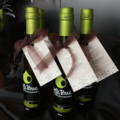 Della Terra - 200ml Bottle Wedding Party Favour